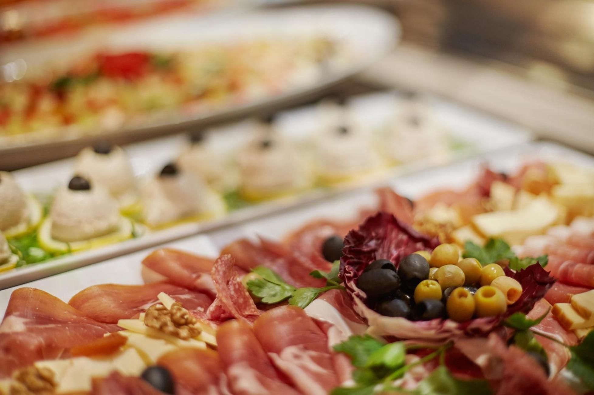 Convent - & Adria Hotel 4*